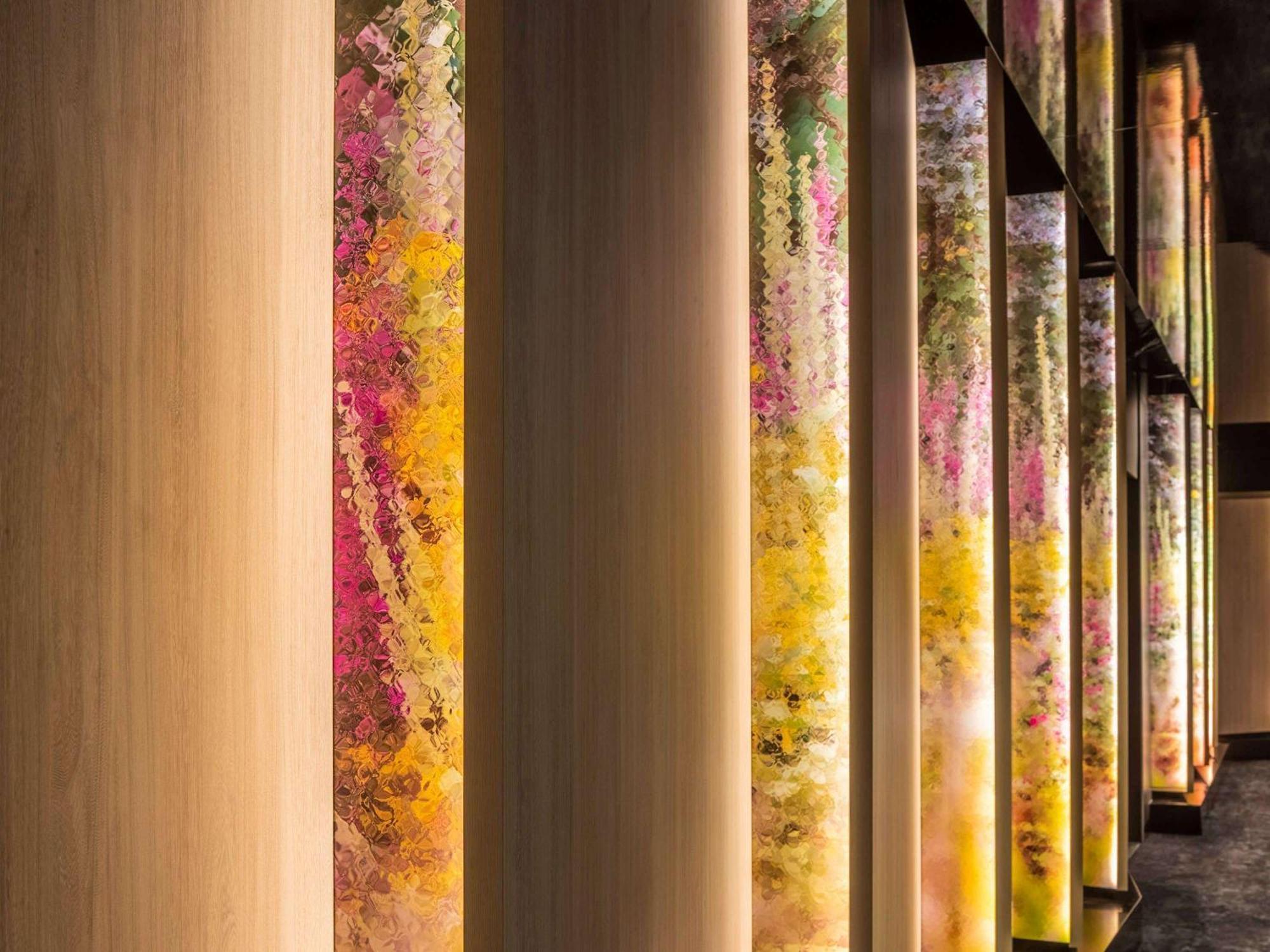 Pullman Melbourne City Centre Exterior foto The columns of the library